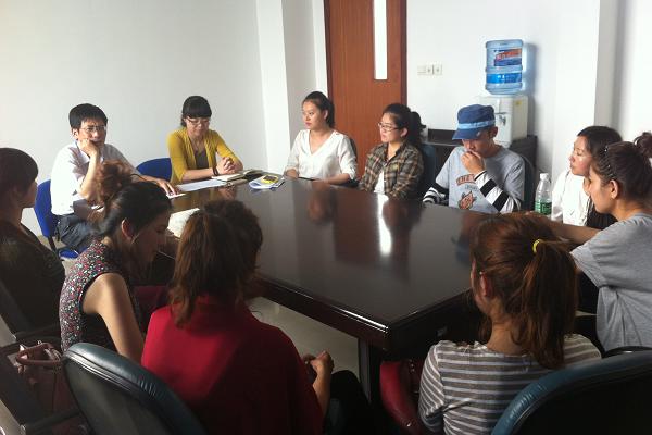 开云手机登录入口召开新疆学生座谈会