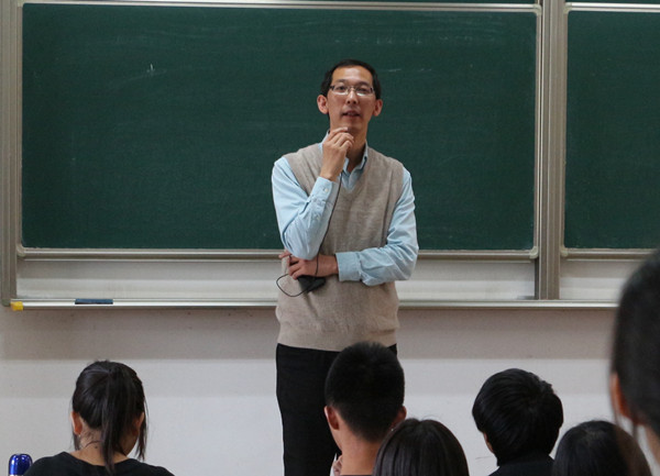 【开云手机登录入口新生导航系列讲座】Learn to learn--开云手机登录入口院长与14级学生亲密接触